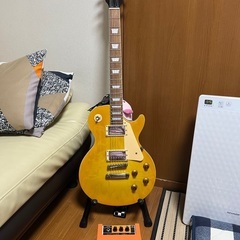 ほぼ未使用のエレキギターとアンプその他