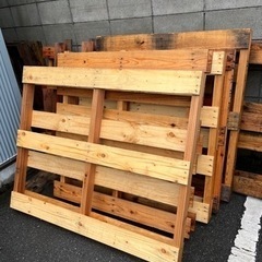 木製パレット各サイズ有り【DIYにも使い放題】