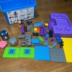バイキンじょうとだだんだんブロックバケツ