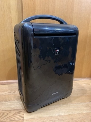 シャープ冷風 衣料 乾燥除湿機 CV-B100