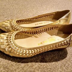 【cava cava】パンプス、ゴールド（22.5cm）