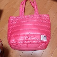 値下げしました、ディズニｰのキルトバック