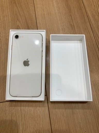 【新品未使用】iPhone SE 第3世代 64GB スターライト SIMフリー
