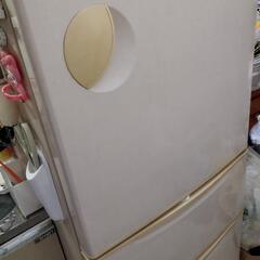 新しく買う冷蔵庫を運んでくださった方に日立冷蔵庫差し上げます