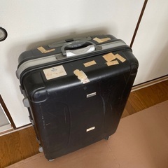 黒の大型スーツケース(ハード)お譲りします