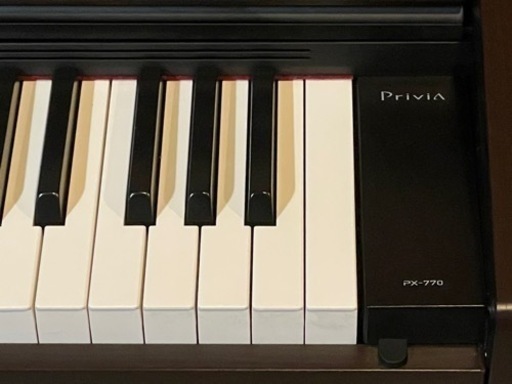 21年製【極極美品】【お届け無料有り】★電子ピアノ★CASIO Privia PX-770BN