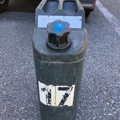 ジェリ缶、ガソリン携行缶の画像