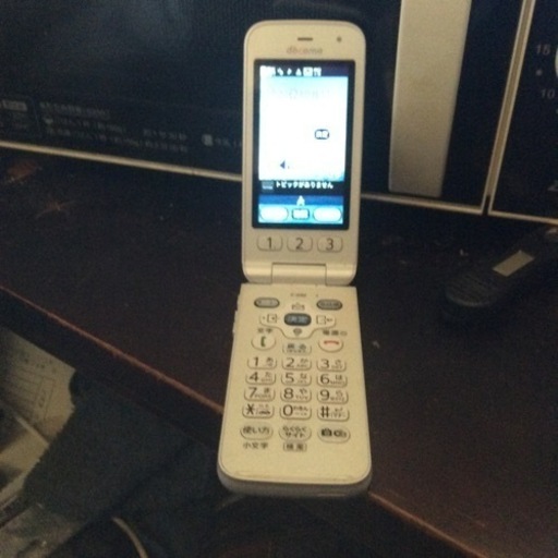 値段下げました9800円ドコモらくらくホン、美品