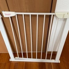 ベビーゲート