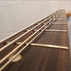 ★★　ベースアンプ付き！　【Ｌａｉｄ　Ｂａｃｋ　ジャズベース】　お届け可能です！　★★の画像