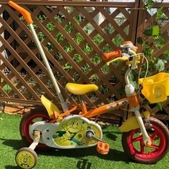 【受付終了】☺︎アンパンマン☺︎舵取り棒コマ付き自転車　１２インチ