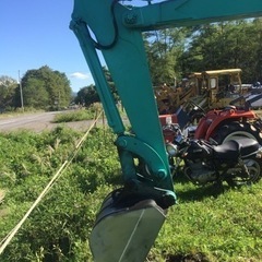 ハニックス N450 ユンボ ゴムキャタ 建設機械の画像