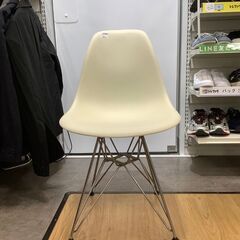 【トレファク熊谷駅前店】Herman Miller シェルチェア ホワイトのご紹介です！