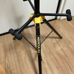 HERCULES GS526B ギタースタンド 6本用 きれいですの画像