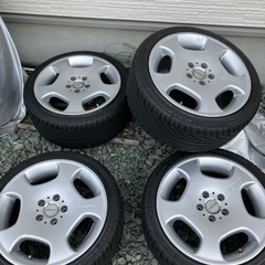 タイヤほぼ新品WALDドゥシャトレ　8.5j 9.5j
