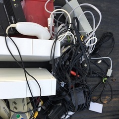 多数の応募感謝　一時中止　ジャンク　ゲーム機　まとめて　ＤＳ　ＷＩＩ　ゲームボーイ　ディスクシステムの画像