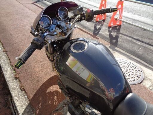 NO.4468　イナズマ４００　油冷４サイクル４気筒４００ｃｃ　ステンレスマフラー　オーリンズサス　フェンダーレス　ビキニカウル　ガンメタリック　 ☆彡