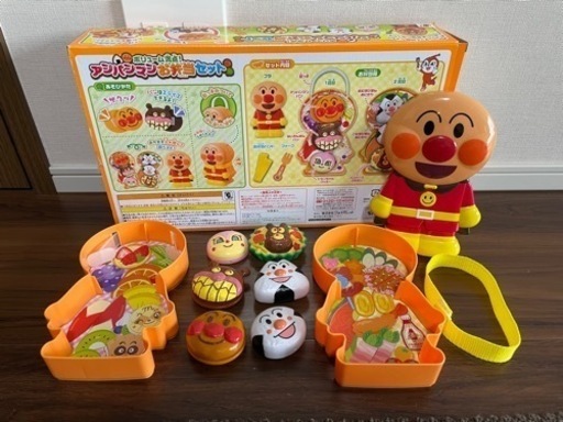 【値下げ】ボリューム満点！アンパンマンお弁当セット☆中古品