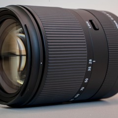 美品・2022年4月購入・保証有・保護フィルター付】TAMRON...