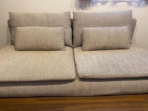 IKEAソファ　ソーデルハムン