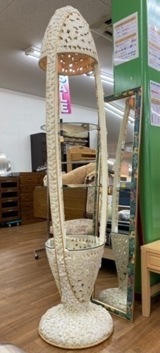 R451 ホワイトゴールド アンティーク調 卵型飾り棚 ディスプレーラック 上下照明付