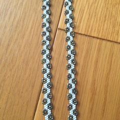 🌻お値下げしました。ビーズのラリエット　ハンドメイド②🌻の画像