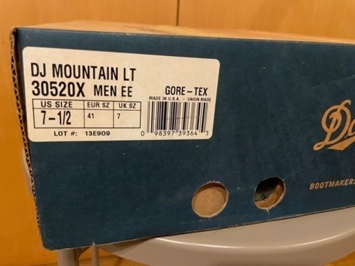 ダナー　マウンテンライト　US8 ブラウン　新品