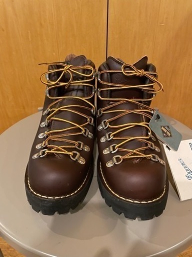 ダナー　マウンテンライト　US8 ブラウン　新品