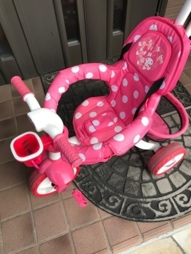 ベルト付き　1才から使える三輪車　サンリオ　美品
