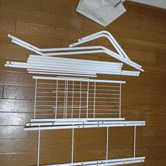 無料！今週中処分！洗濯機上に物をおけるようになるラックの画像