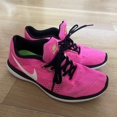 ナイキ　24センチ　ランニングシューズ