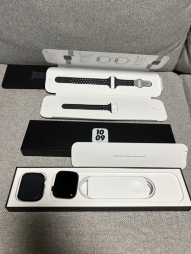 【美品】 Apple Watch Nike Series 7(GPS) 45mm