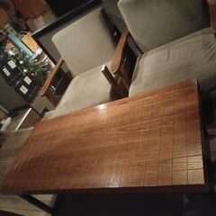 ローテーブル　ダイニングテーブル　椅子andソファーはサービス