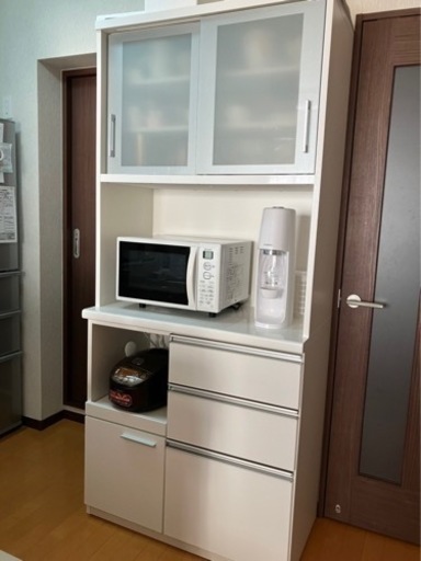 【引渡決定】食器棚