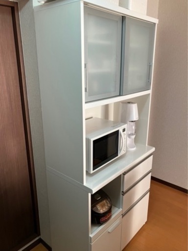 リユースのサカイ浦和店【D669】コンパクト食器棚 ホワイト