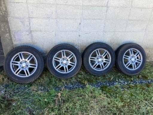 スタッドレスタイヤ　アルミ付き　165/70/r14 ４穴　