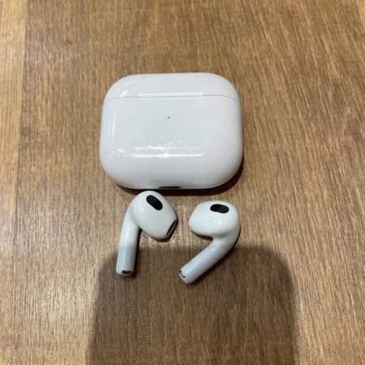 AirPods 第三世代