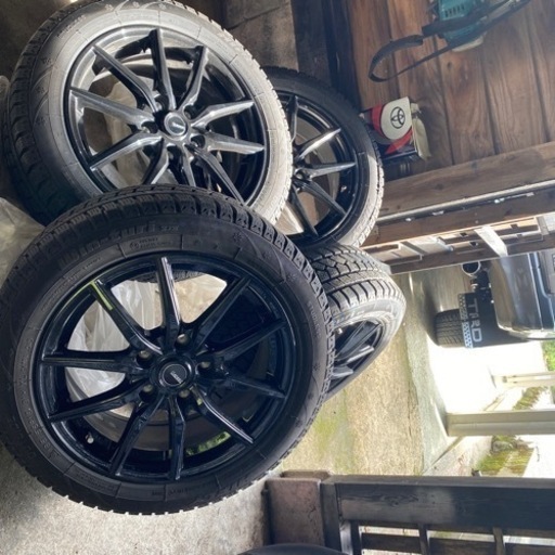 ホイール付きスタッドレスタイヤ(ナット付き)