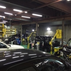 自動車鈑金塗装スタッフ(見習い・初心者)