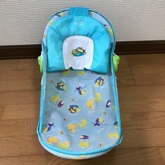 日本育児 ソフトバスチェア ブルー 枕つきの画像