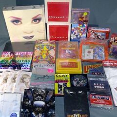 J-POP系グッズ　CD・DVD ・VHSなど　特典グッズ付き　...