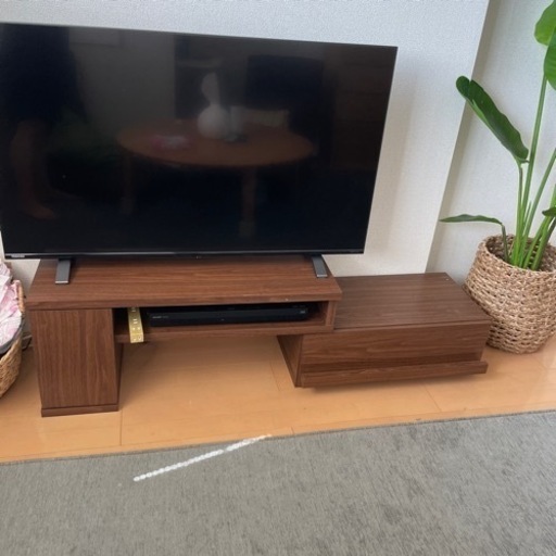 テレビ台　ローボード
