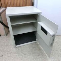 テンキー式 電子金庫 金庫 テンキー 鍵付き 電子金庫 幅40cm 40×33×50 書庫 オフィス 札幌 西野店