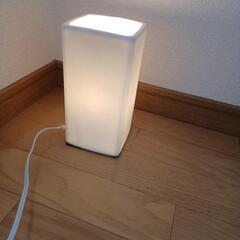テーブルランプ