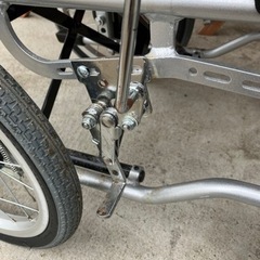 カワムラサイクル　介助用車椅子の画像