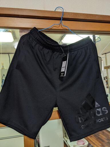 ★adidas★黒半パン★新品