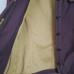 軽いジャケットの画像