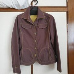 軽いジャケット