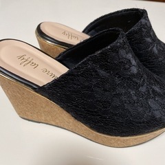 未使用✨ブラックレース　ウェッジソール　カバードサンダル　夏の画像