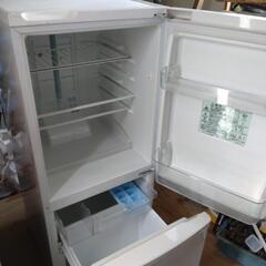 家庭用冷蔵庫の画像